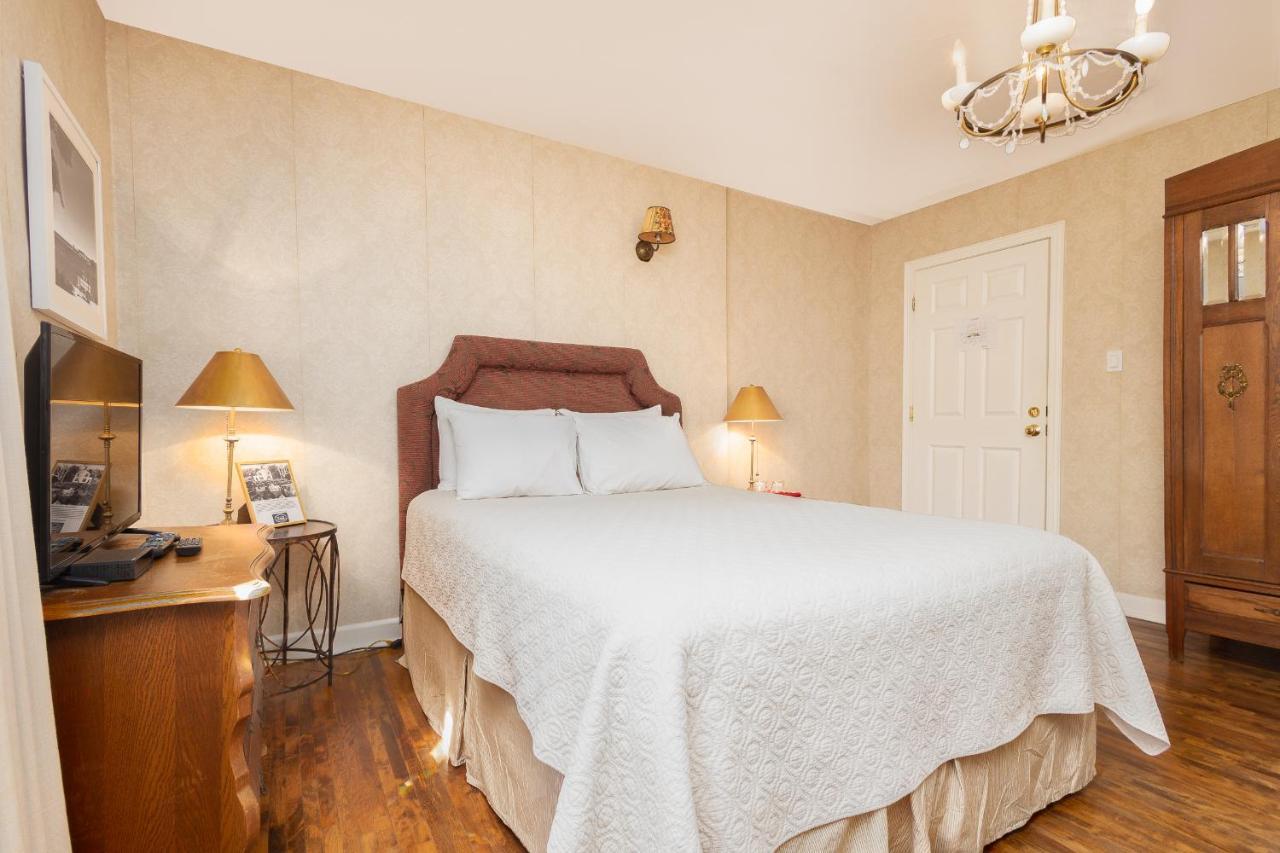 Hotel The Old Bank House Niagara-on-the-Lake Esterno foto