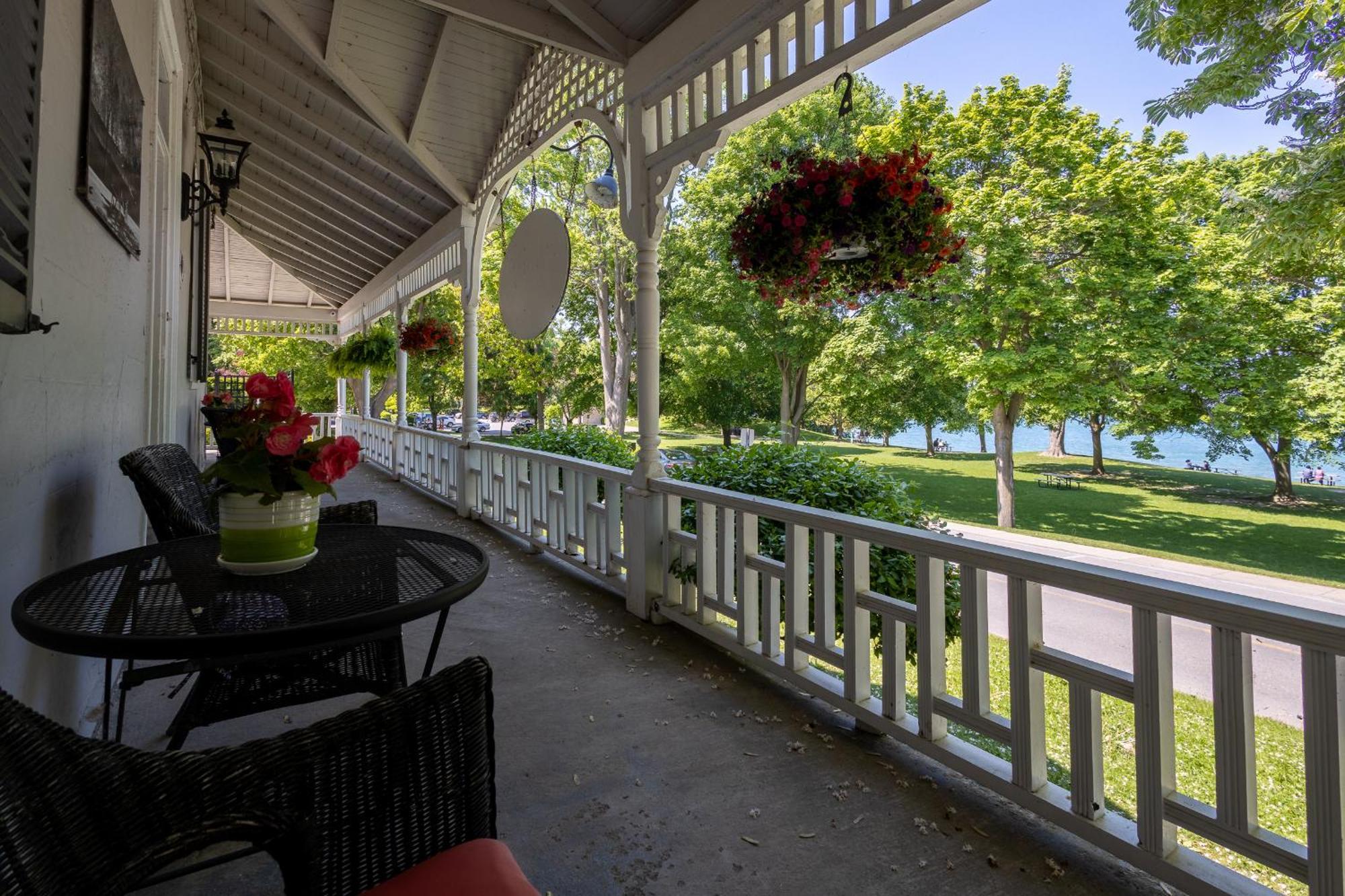 Hotel The Old Bank House Niagara-on-the-Lake Esterno foto